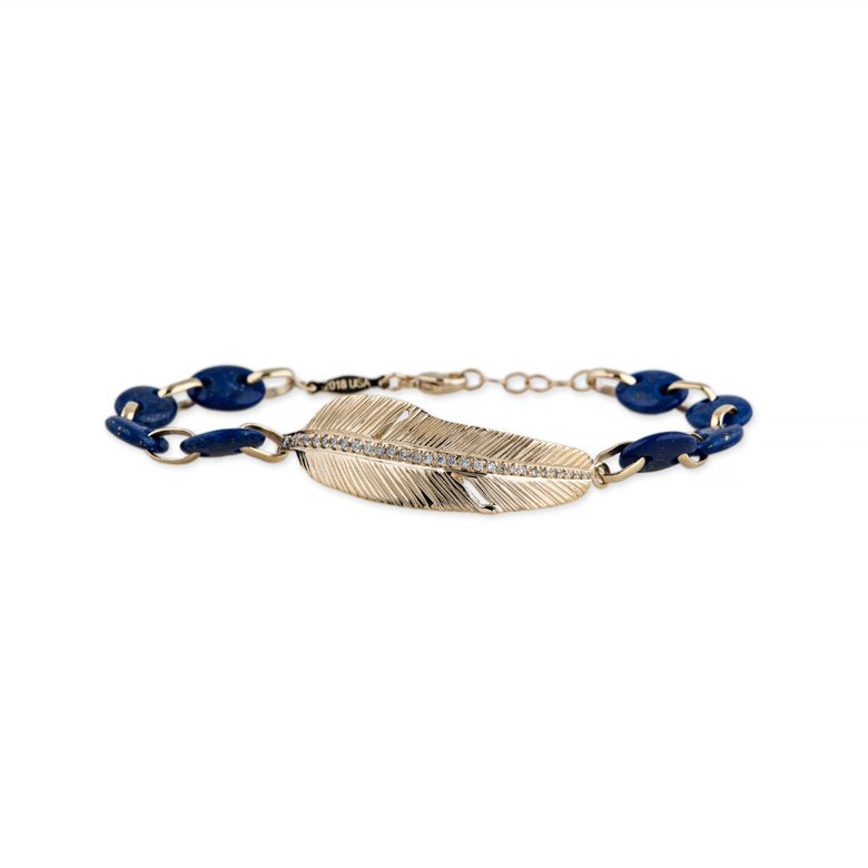 <strong>Jacquie Aiche</strong>, Feather bracelet<br />