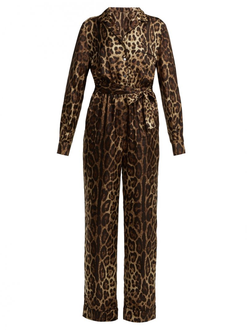 <strong>ديور</strong>&nbsp;مجموعة هوت كوتور ربيع وصيف 2021<br />
&nbsp;