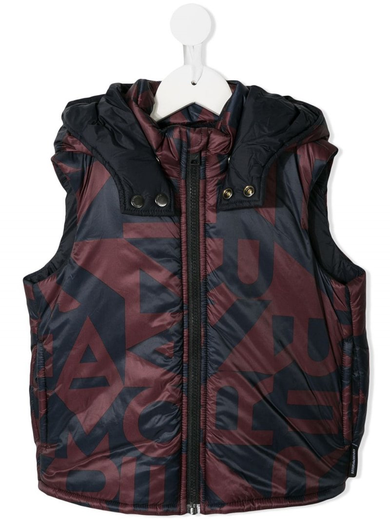 Emporio Armani gilet<br /> <em>Via Farfetch</em><br />