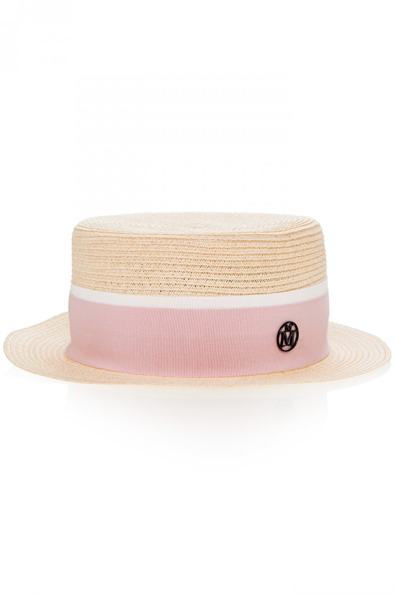 <strong>قمصان قطنيّة مزرّرة </strong><br />
علامة Gitman Vintage<br />
<em>من موقع</em> <em>MRPORTER</em>