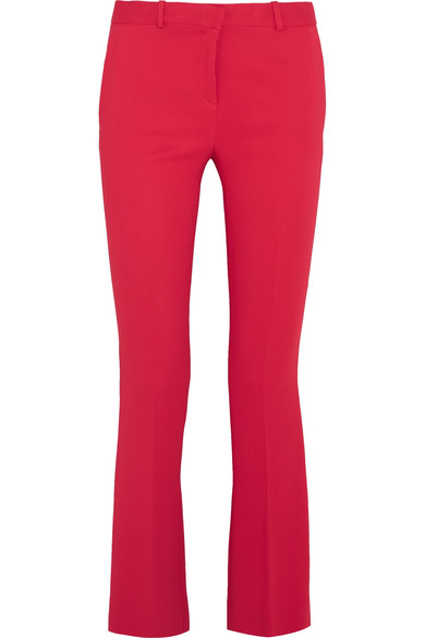 - <strong>سارا سامبايو</strong> في عرض ربيع وصيف 2018 من <strong>جورجيو أرماني بريفيه</strong><br />
&nbsp;