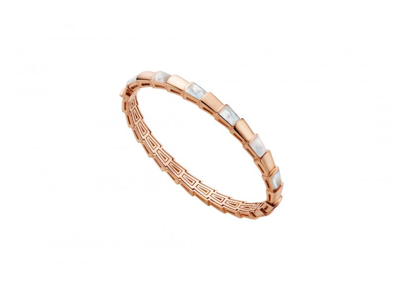 <strong>Bvlgari</strong>, Serpenti Viper bangle<br />
 