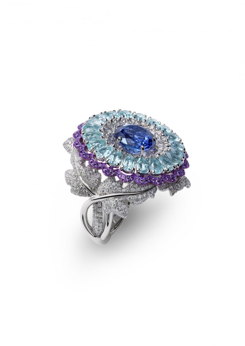 <strong>Chopard</strong>, Red Carpet high jewelry collection ring<br />
 