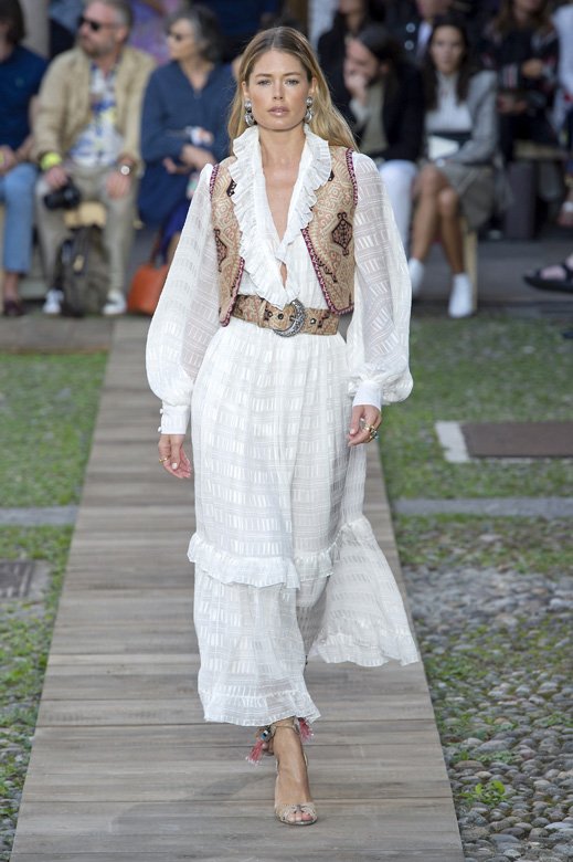 Etro<br />
 