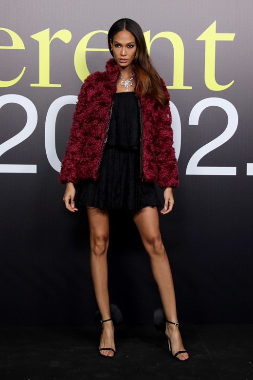 <strong>شوميه&nbsp;</strong>عقد&nbsp;<span dir=LTR>Liens Seduction</span>&nbsp;الطويل<br />
&nbsp;