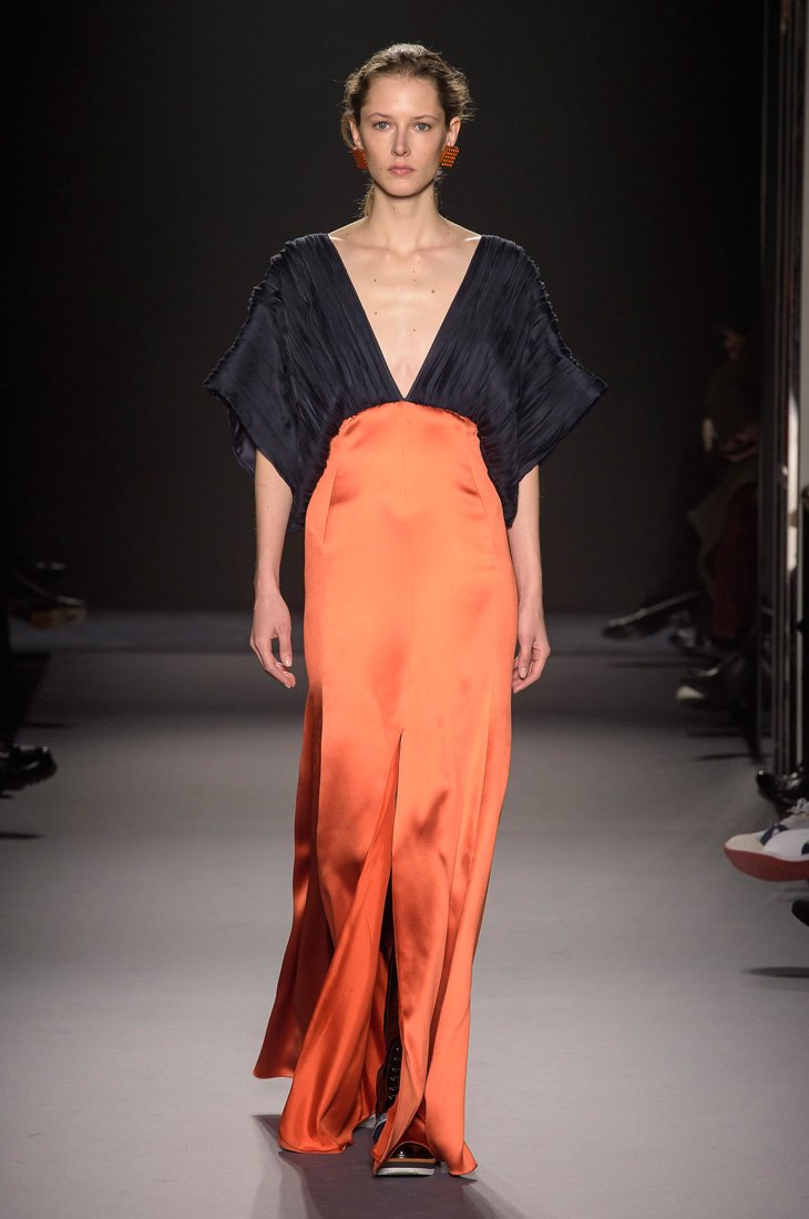 غوتشي<br />
من موقع <em><span dir=LTR>MRPORTER</span></em><br />
&nbsp;