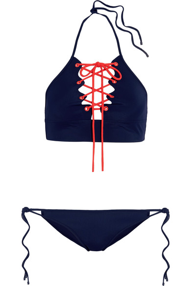 زيدي البريق على عينيكِ<br />
<strong>رالف وروسو</strong><br />
&nbsp;<br />
&nbsp;