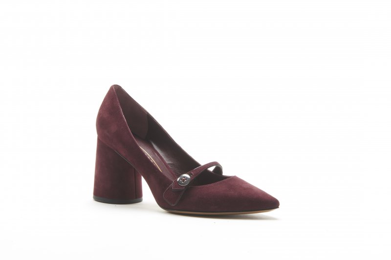 ميسوني<br />
<em>من موقع </em><em>Net-A-Porter</em><br />
&nbsp;