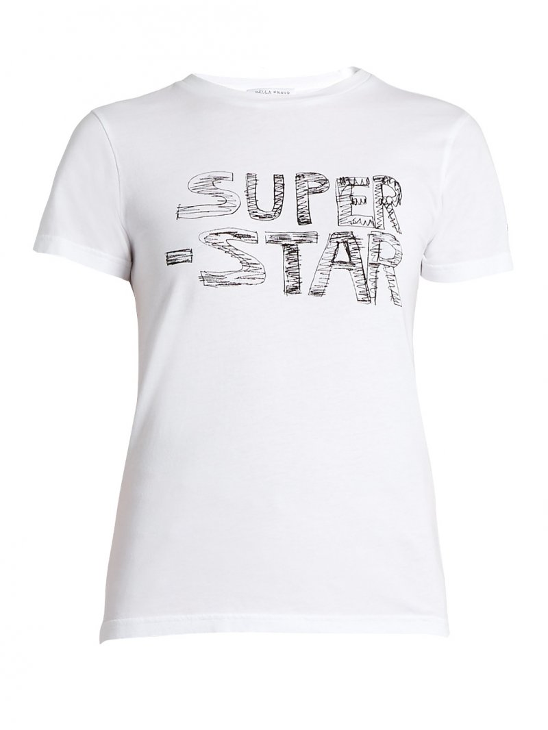 <strong>-ماكنزي ديفيس </strong>في إطلالة من <strong>كلوي </strong><br />
&nbsp;