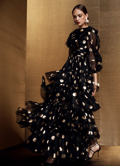 Tis the Season to Be Trendy &ndash; 10 Fabulous Festive Looks
