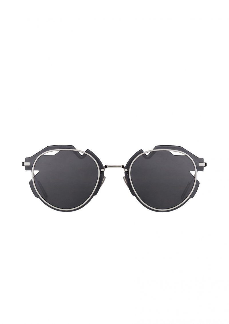 Dior Homme<br />
&nbsp;