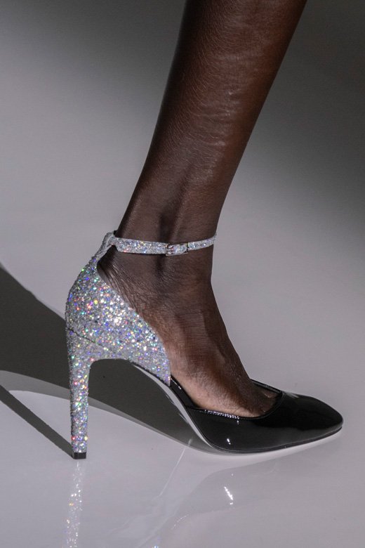 Givenchy<br />
&nbsp;