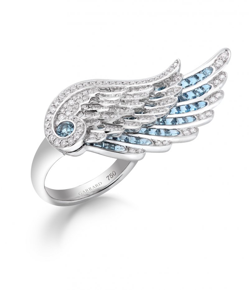 <strong>House of Garrard</strong>, Wings Embrace ring<br />
 