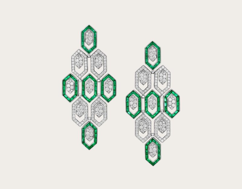 <strong>Bvlgari</strong>, Serpenti high jewelry earrings<br />
 