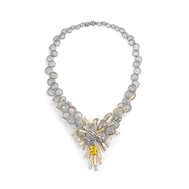 <strong>Chaumet</strong>, Les Ciels de Chaumet high jewelry collection, Nuages d’Or necklace<br />
 