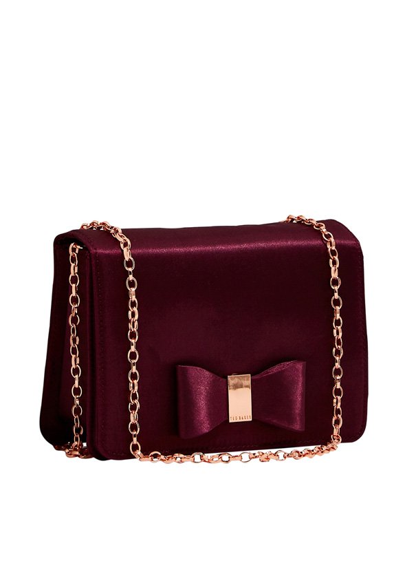 Ted Baker handbag<br /> <em>Via Namshi.com</em><br />
&nbsp;