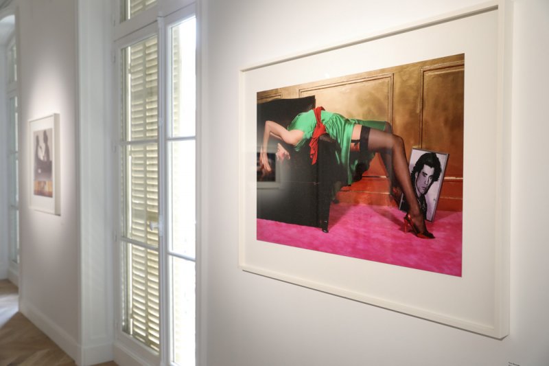 أوف-وايت<br />
<em>من موقع</em> <em>Net-A-Porter</em>