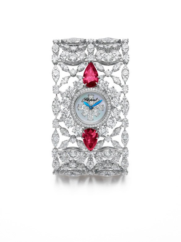 <strong>High Jewelry Watches</strong><br />
Chopard, Red Carpet high jewelry collection watch<br />
 