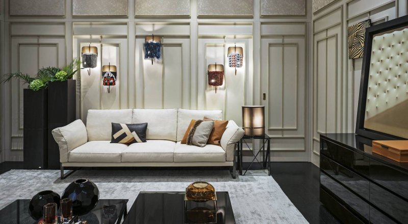 <div>Fendi Casa<br />
 </div>
