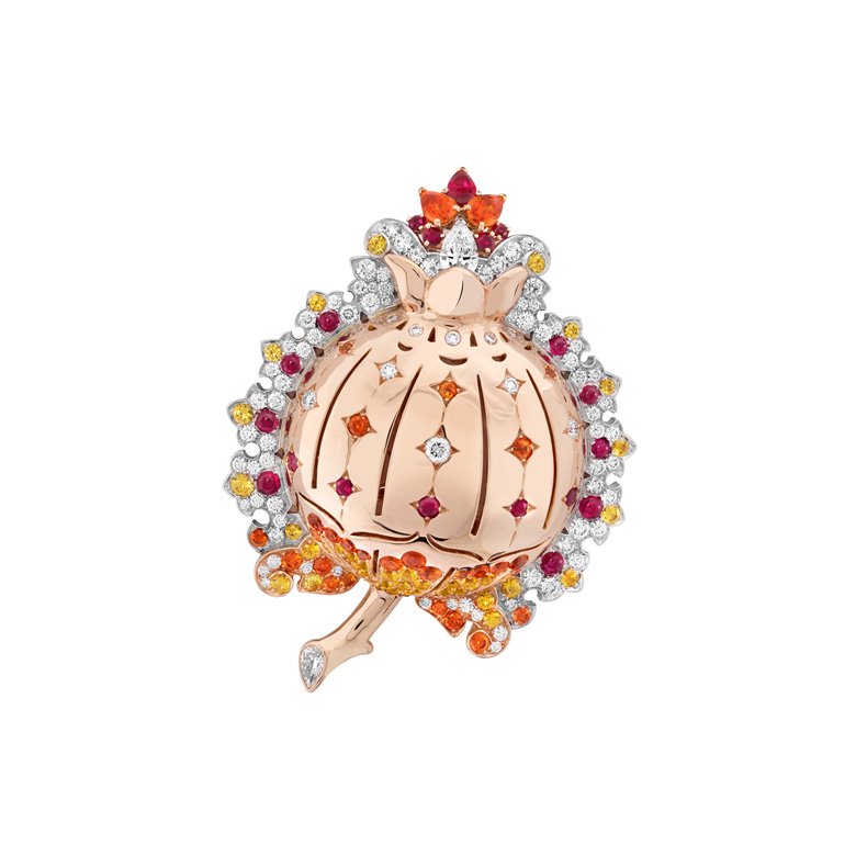 <strong>Van Cleef & Arpels</strong>, Romeo & Juliet high jewelry collection, Grenata brooch