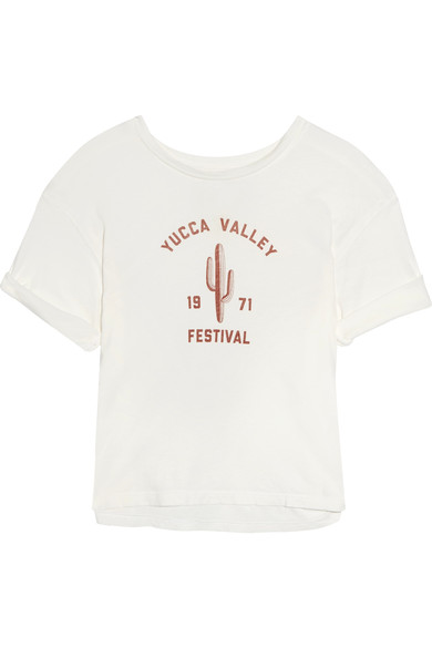 <strong>-سيلينا غوميز</strong> في إطلالة من<strong> كوتش</strong> أرفقتها بمجوهرات من <strong>تيفاني أند كو</strong>