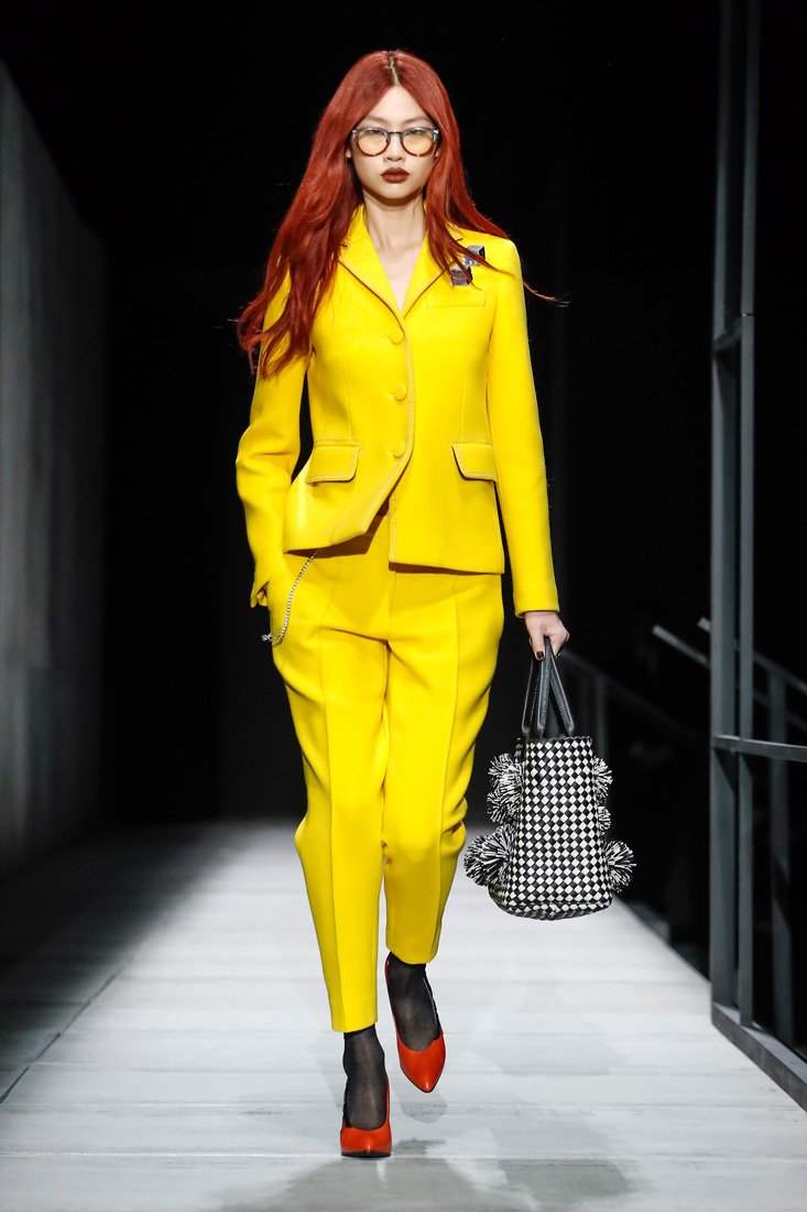 فالنتينو<br />
<em>من موقع </em><em><span dir=LTR>Matches Fashion</span></em>