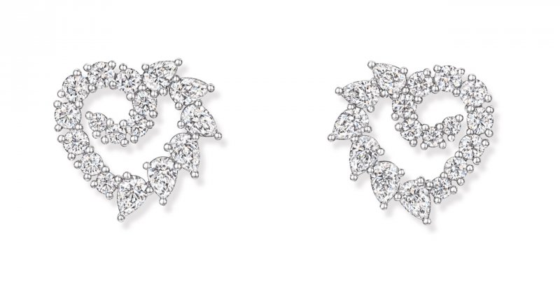 <strong>Harry Winston</strong>, Guarland Heart earrings<br />
 