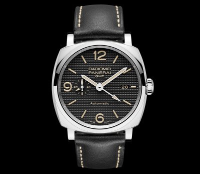 A Sophisticated Black Watch for Every Man
