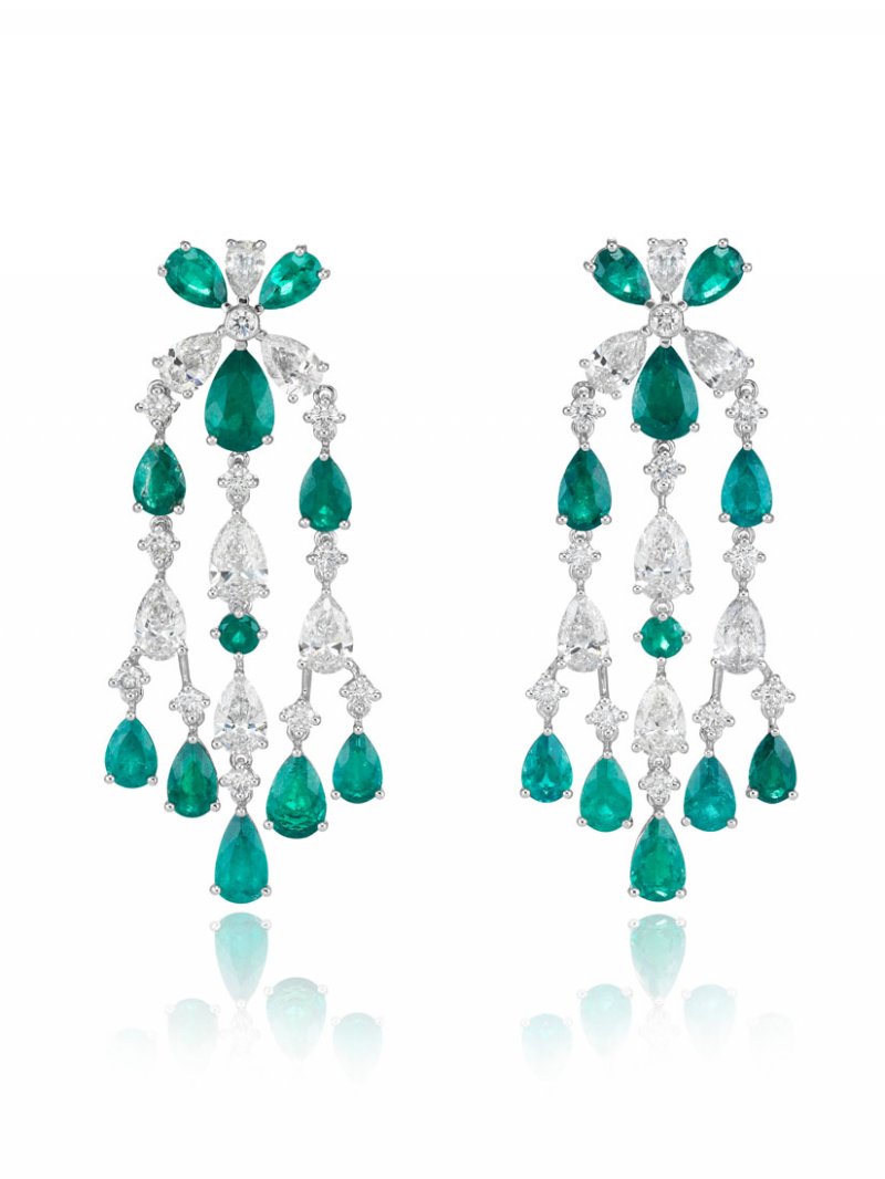 Welcome the New Year with Sparkles and Color
