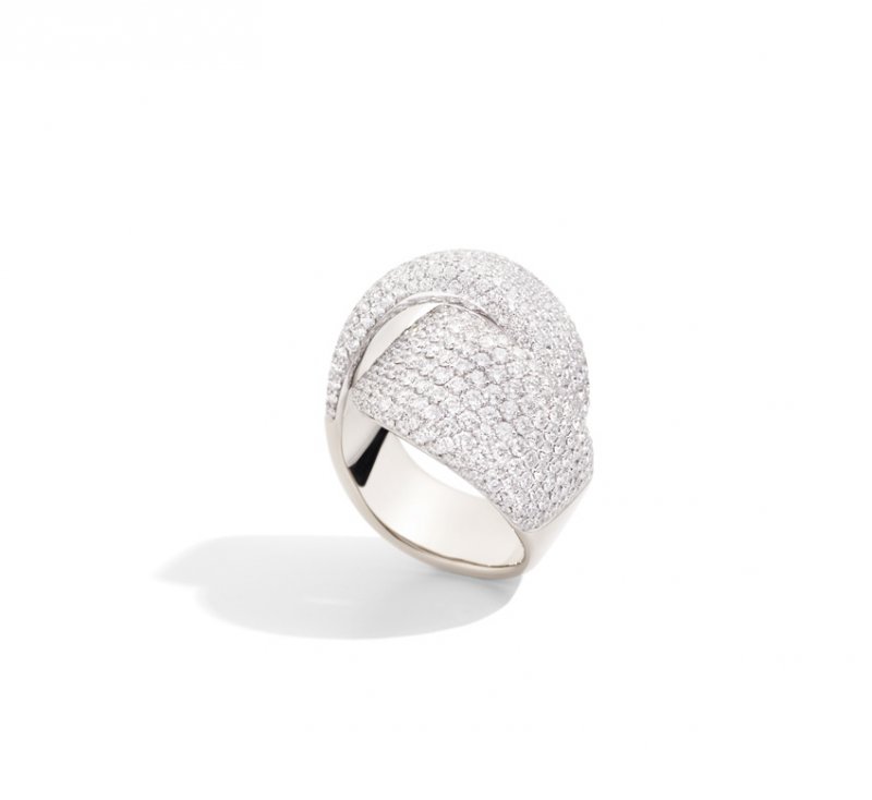 <strong>Vhernier</strong>, Abbraccio ring<br />
 