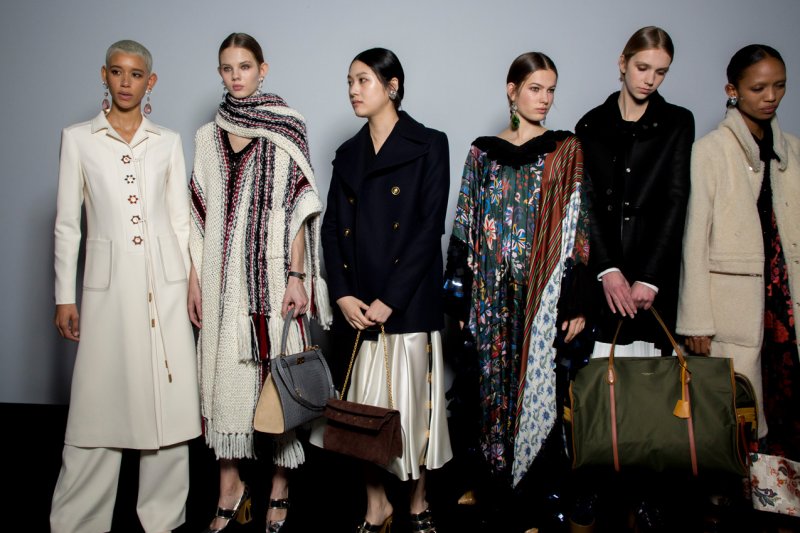 أهمّ الأحداث التي حصلتْ في كواليس عروض أسبوع الموضة في نيويورك
