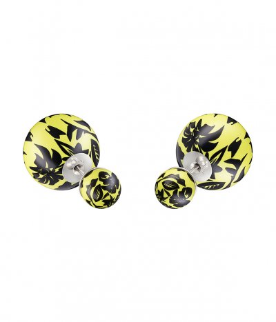 السّحر الكامن وراء أقراط Tribales من ديور
