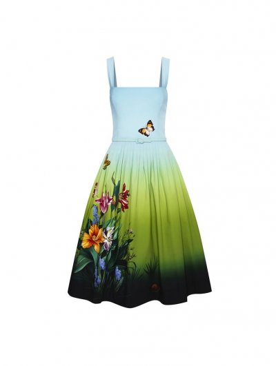 Let Nature Reflect Its Beauty through Your Dress
