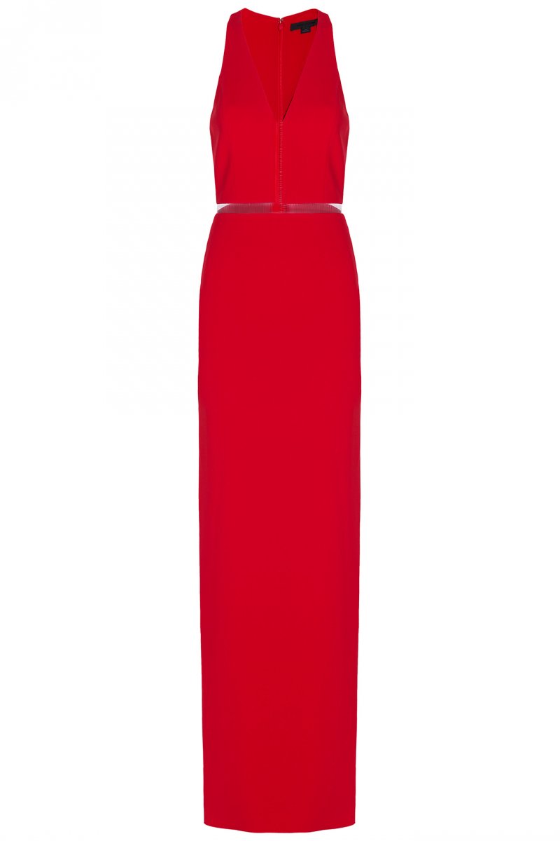 <strong>- كيارا فيراغني</strong> في عرض ربيع وصيف 2018 من <strong>ديور</strong><br />
&nbsp;