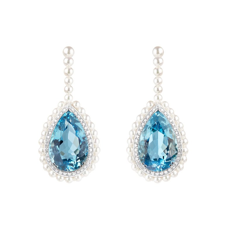 <strong>Boucheron</strong>, Hiver Impérial high jewelry collection, Baïkal earrings<br />
 