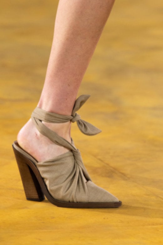 Burberry<br />
&nbsp;