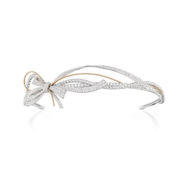 <strong>Chaumet</strong> Insolence headpiece<br />
 