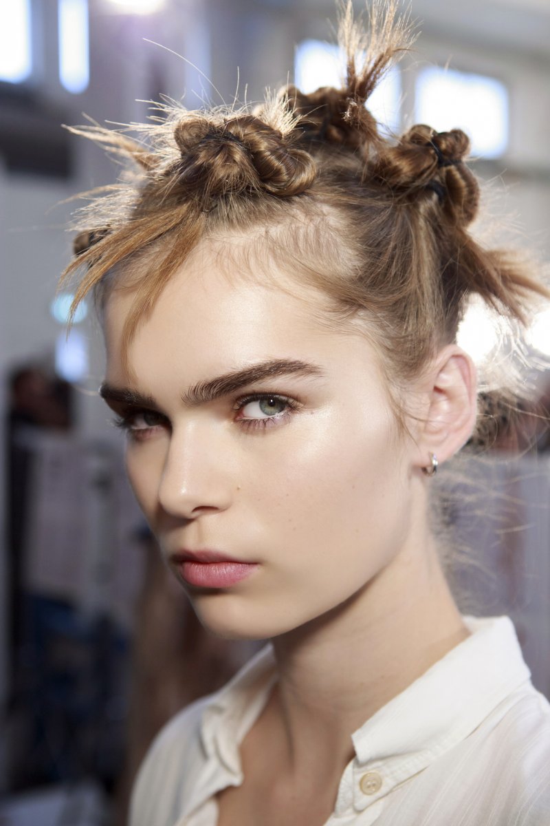 Up-do Inspirations for This Summer
