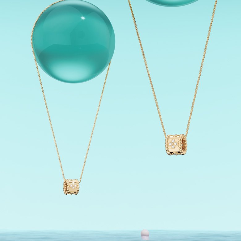Perlée necklace by Arthur Hoffner<br />
 