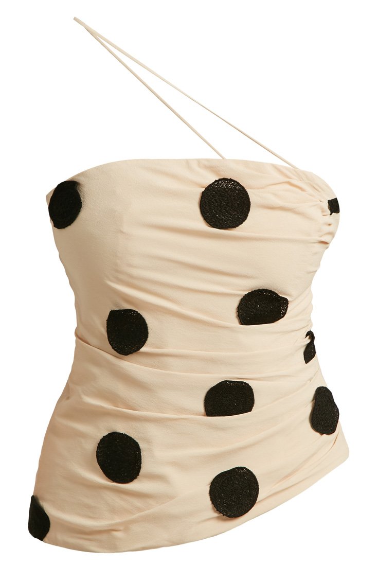 <strong>كوتنا هورا، جمهوريّة التّشيك</strong><br />
تدعوكم هذه المدينة المتمركزة في شرق براغ إلى متحف <span dir=LTR>Czech Museum of Silver</span> الذي يشمل <span dir=LTR>Gothic Stone House</span> ومنزل الكاتب المسرحيّ الرّاحل جوزيف كاجيتان تيل <span dir=LTR>Tyl House</span>. وقد تجدون في متحف <span dir=LTR>Italian Court</span> عدد أكبر من اللّوحات التي تجسّد الفنّ الحديث.