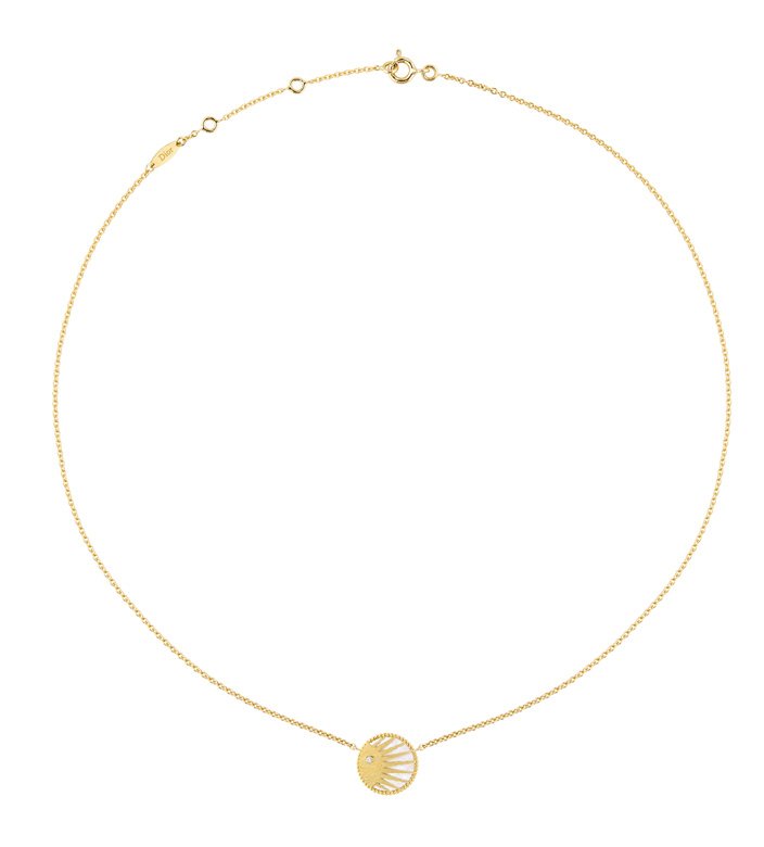 <strong>Dior</strong>, Rose Celeste pendant<br />
 