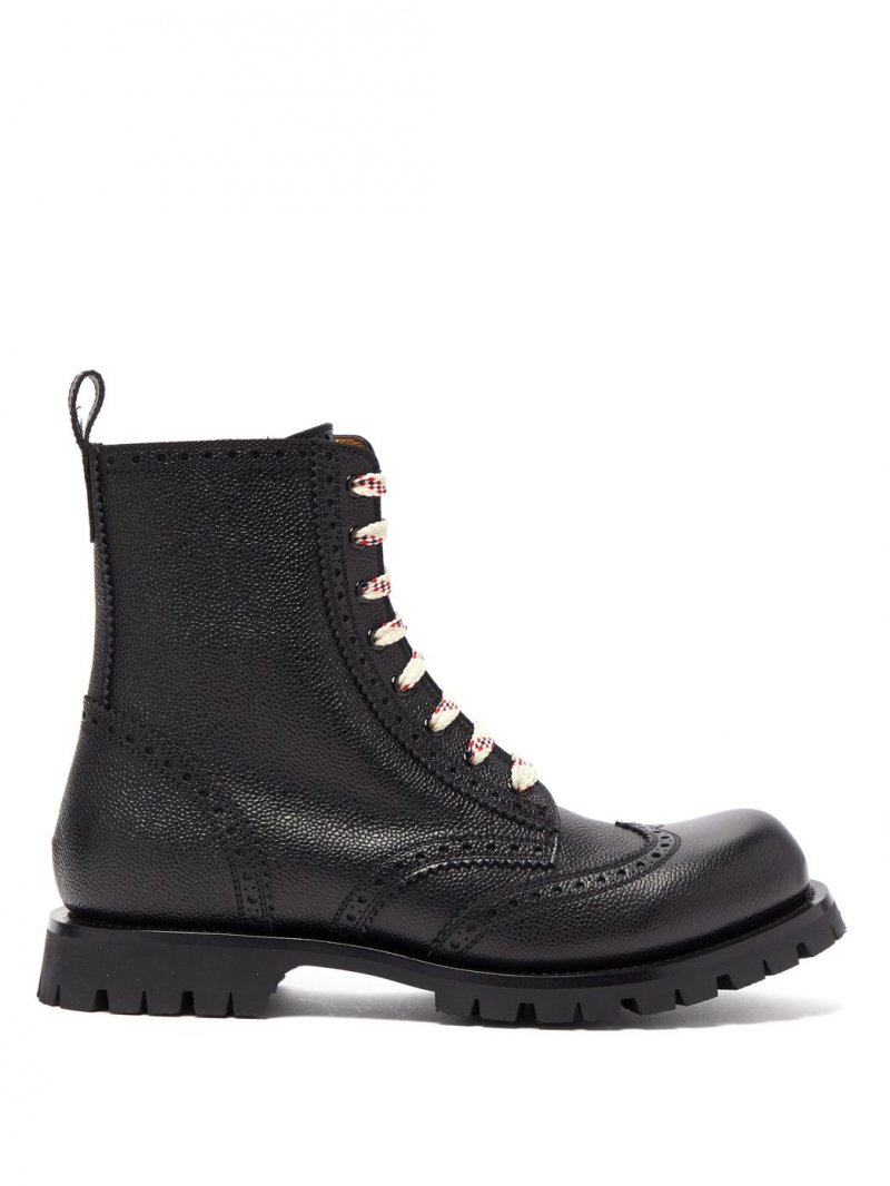 <p>Gucci<br /> <em><span style=color:#7F7F7F>Via Matches Fashion</span></em><br />
</p>