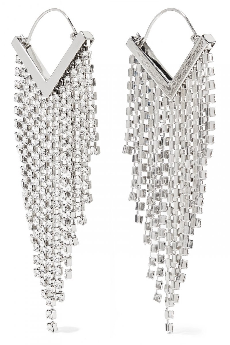 The Must-Have Accessories Every Stylish Woman Should Own
