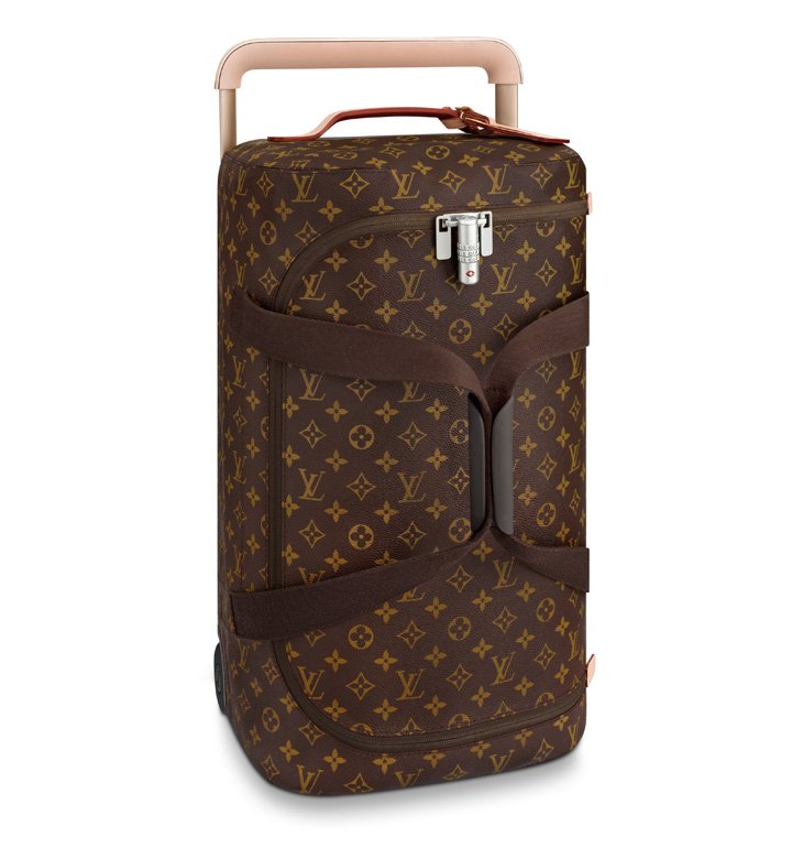 <p>Louis Vuitton<br />
&nbsp;</p>
