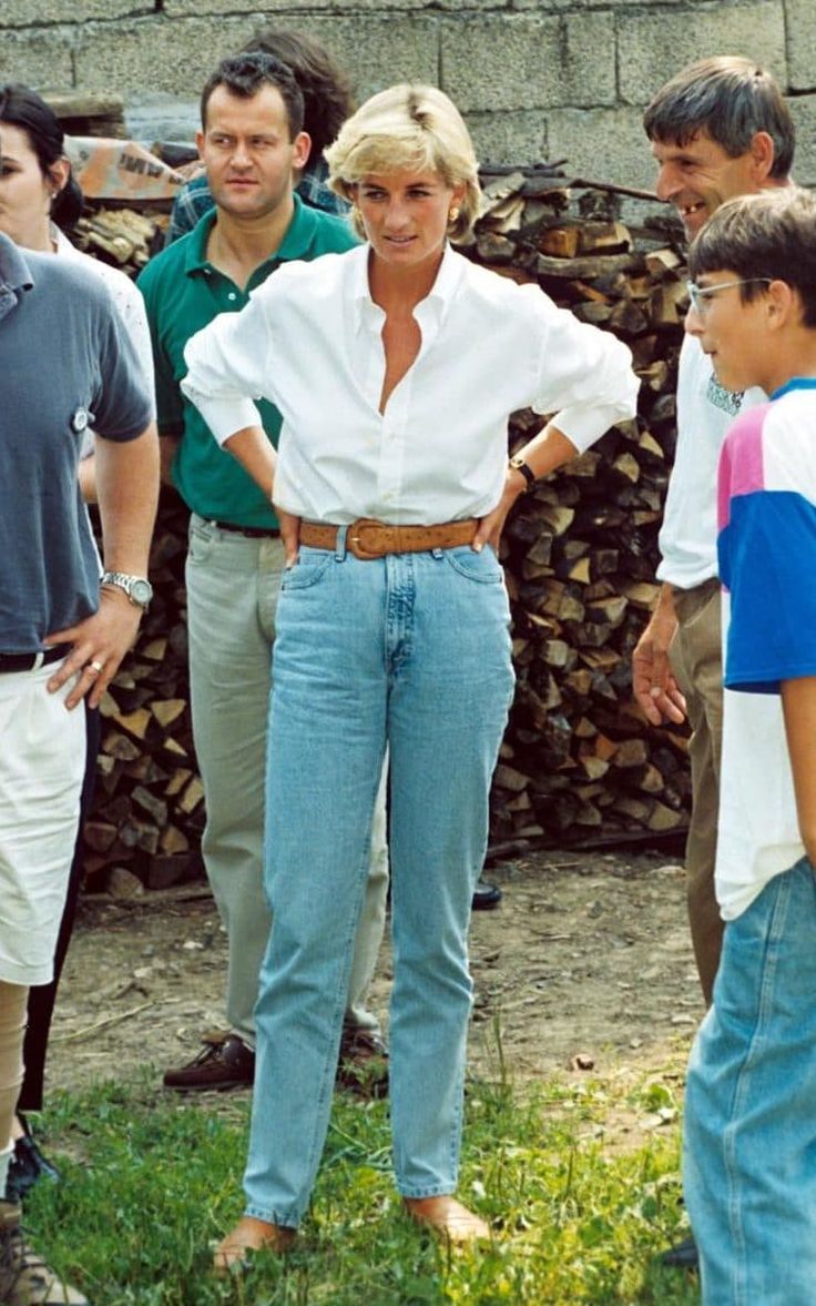 <strong>كارتييه،</strong> أقراط <span dir=LTR>Clash</span><br />
&nbsp;