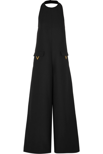 <p style=text-align:justify>تمتزج روح <span dir=LTR>Happy Sport</span> المرحة ببسمة جوليا روبرتس الشهيرة وظرافتها المشرقة، الأمر الذي نتج عنه شرارة ديناميكيّة. في الحقيقة، كان من المقدّر أن تتقاطع طرق شوبارد وجوليا روبرتس عند الأخذ بالاعتبار مسيرة النجمة المهنيّة الناجحة في هوليوود وعلاقة الدار الأبديّة مع عالم السينما. بتجسيدها المطلق لامرأة <span dir=LTR>Happy Sport</span>، التقط المدير المبدع خافيير دولان لقاء روبرتس الحماسيّ مع الساعة الأيقونيّة. فصانع الأفلام اليافع هذا، الذي يستمرّ اسمه بالظهور على لوائح توزيع الجوائز في مهرجان كان السينمائيّ، هو مدير حملة <span dir=LTR>Happy Diamonds</span> المرحة &ndash; فعبّر من خلالها عن نظرته الاستثنائيّة ومقاربته لساعة <span dir=LTR>Happy Sport</span> بأسلوب متحرّر لم يسبق له مثيل.</p>
