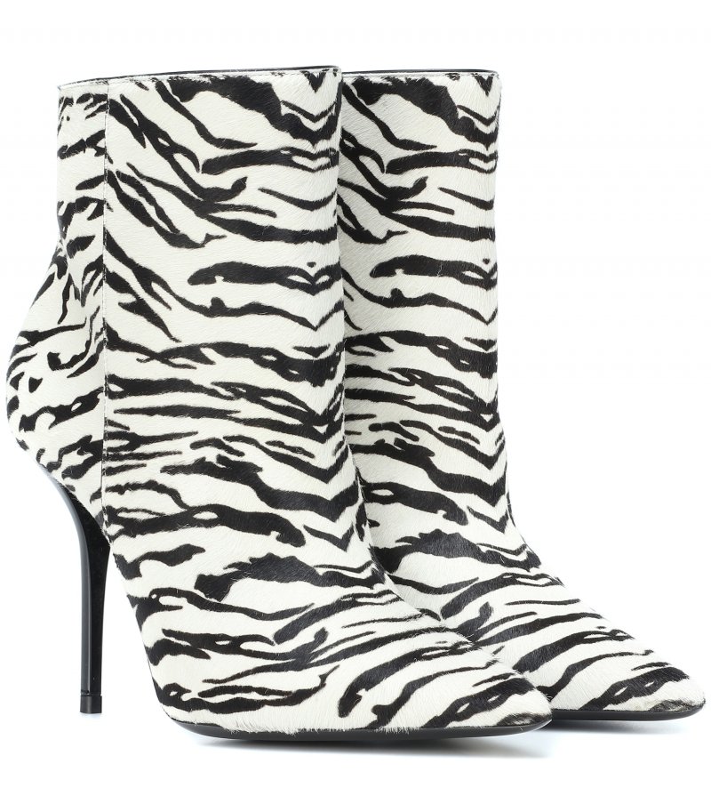Saint Laurent<br /> <em>Via Mytheresa.com</em><br />
&nbsp;
