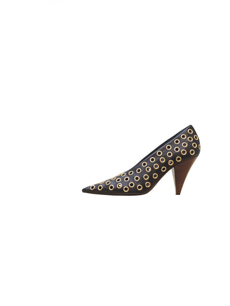 علامة Ulla Johnson<br />
<em>من موقع</em> <em>Net-A-Porter</em><br />
&nbsp;