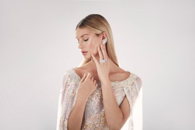 استمتعي بالرفاهية مع دار Garrard
