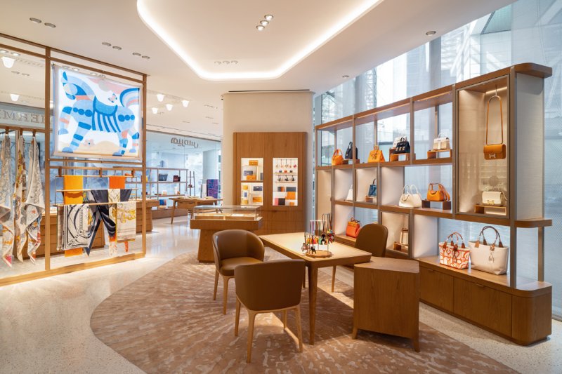 A New Hermes Boutique in the Galleria in Abu Dhabi Azyaamode